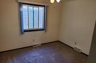 1108 Woodland Dr, Menasha, WI 54952 - Photo 8