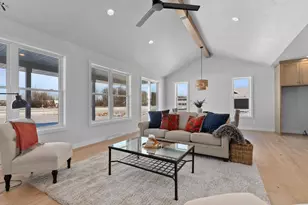 W5826 Roundstone Pl, Menasha, WI 54952 - Photo 12