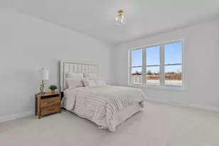 W5826 Roundstone Pl, Menasha, WI 54952 - Photo 30