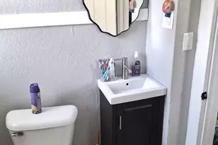 504 Ceape Ave, Oshkosh, WI 54901 - Photo 10