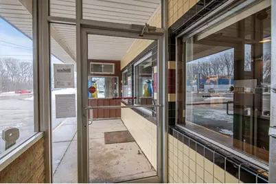 1658 Main Street, Green Bay, WI 54302 - Photo 6