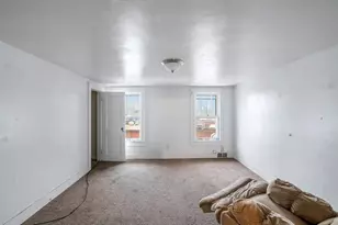 202 Irene St, Green Bay, WI 54302 - Photo 8