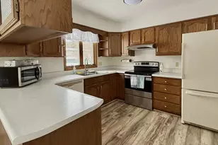 318 Sacramento St, Berlin, WI 54923 - Photo 12