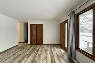 318 Sacramento St, Berlin, WI 54923 - Photo 4