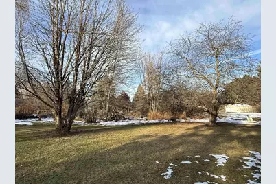 318 Sacramento Street, Berlin, WI 54923 - Photo 82