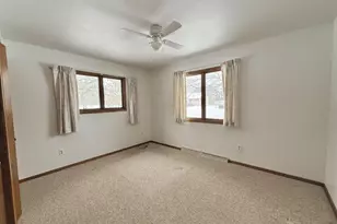 318 Sacramento St, Berlin, WI 54923 - Photo 32