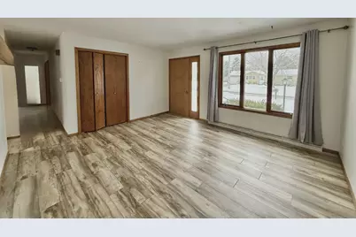 318 Sacramento Street, Berlin, WI 54923 - Photo 2