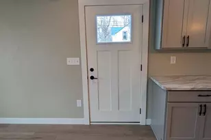 119 E Harrison St, Appleton, WI 54915 - Photo 2