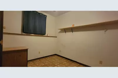 517 Menlo Park Road, Green Bay, WI 54302 - Photo 24