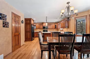 3181 High Country Ct, Green Bay, WI 54313 - Photo 8