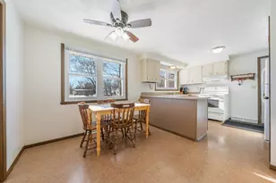 800 Maple St, Winneconne, WI 54986 - Photo 8