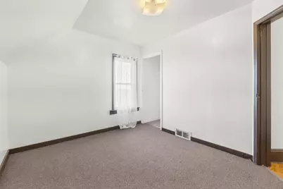 17 W Cotton Street, Fond du Lac, WI 54935 - Photo 16