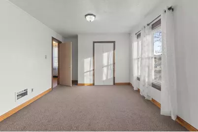 17 W Cotton Street, Fond du Lac, WI 54935 - Photo 12