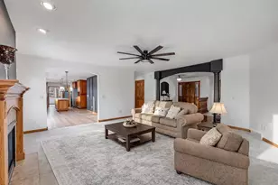 4207 Lost Dauphin Rd, De Pere, WI 54115 - Photo 6