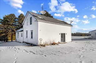 E3837 Church Rd, Kewaunee, WI 54216 - Photo 4