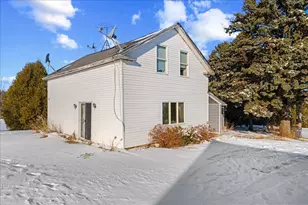 E3837 Church Rd, Kewaunee, WI 54216 - Photo 6