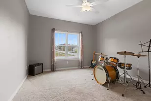 3442 Leeds Castle Dr, Green Bay, WI 54313 - Photo 50