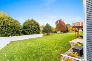 3442 Leeds Castle Dr, Green Bay, WI 54313 - Photo 72