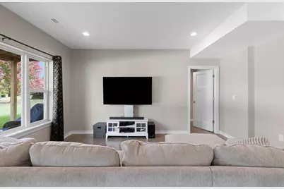 3442 Leeds Castle Drive, Green Bay, WI 54313 - Photo 36