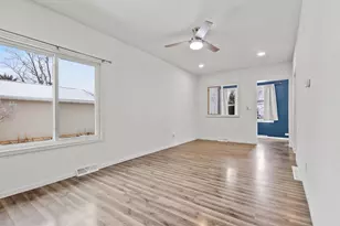 2206 Ashland St, Oshkosh, WI 54901 - Photo 12