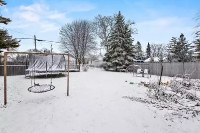 2206 Ashland Street, Oshkosh, WI 54901 - Photo 30