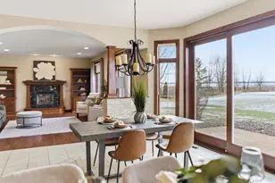 3895 Shorebird Ct, Oshkosh, WI 54904 - Photo 8