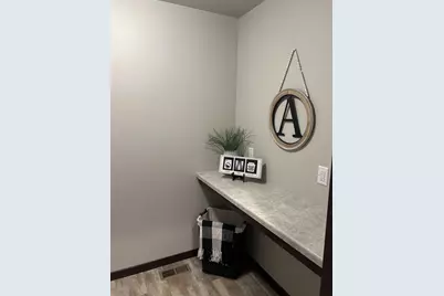3668 E Gladiolus Place, Appleton, WI 54913 - Photo 6