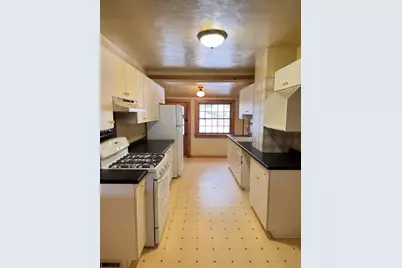 205 N Harrison Street, Waupaca, WI 54981 - Photo 2