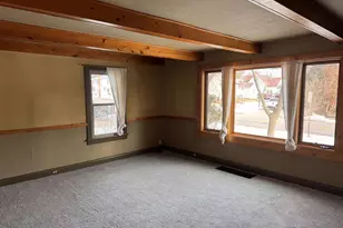 205 N Harrison St, Waupaca, WI 54981 - Photo 6