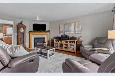 708 Saunders Road, Kaukauna, WI 54130 - Photo 6