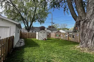 489 Oaklawn Ave, Green Bay, WI 54304 - Photo 36