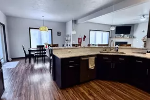 1410 S Prospect St, Shawano, WI 54166 - Photo 8