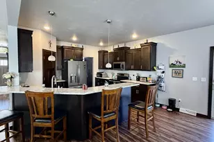 1410 S Prospect St, Shawano, WI 54166 - Photo 4