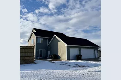 1410 S Prospect Street, Shawano, WI 54166 - Photo 2