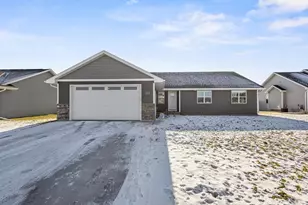 3393 E Rubyred Dr, Appleton, WI 54913 - Photo 2
