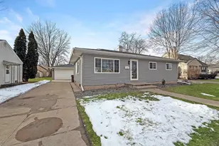 804 John St, Menasha, WI 54952 - Photo 1