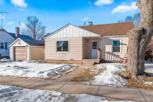 725 Maiden Ln, Shawano, WI 54166 - Photo 2