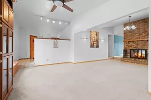 1313 Sorrento Dr, Green Bay, WI 54304 - Photo 10