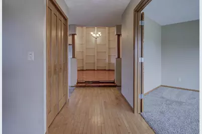 1690 Gateway Meadows Lane, Neenah, WI 54956 - Photo 6