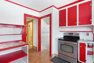 234 S Jefferson St, Racine, WI 53185 - Photo 10