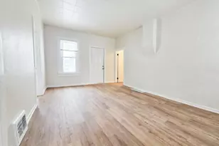 1405 Day St, Green Bay, WI 54302 - Photo 6