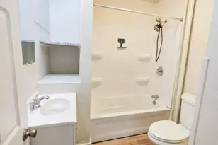 1405 Day St, Green Bay, WI 54302 - Photo 10