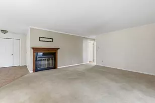 2324 Wisconsin St, Oshkosh, WI 54901 - Photo 10