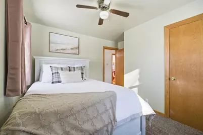 5696 Glendale Avenue, Green Bay, WI 54313 - Photo 18