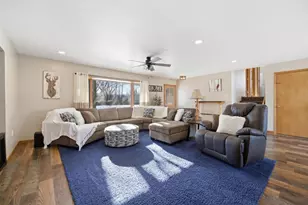 5696 Glendale Ave, Green Bay, WI 54313 - Photo 4