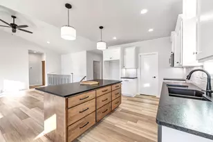 1270 Autumn Fld Ln, De Pere, WI 54115 - Photo 10