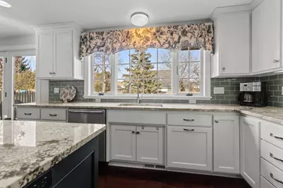 804 Heather Lane, Neenah, WI 54956 - Photo 12