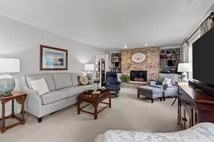 804 Heather Ln, Neenah, WI 54956 - Photo 18