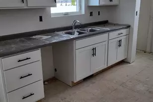 2509 Lawrence Dr, De Pere, WI 54115 - Photo 4