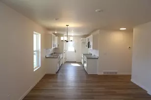 2509 Lawrence Dr, De Pere, WI 54115 - Photo 4